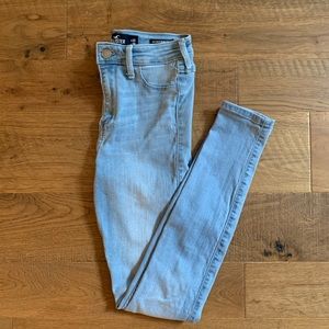 Hollister High-Rise Jean Leggings Light Wash